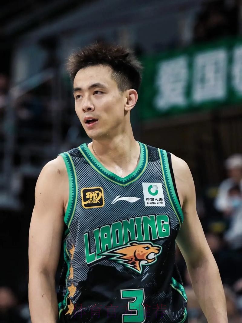 辽宁男篮社媒分享赵继伟训练图集：赵继伟体测通过